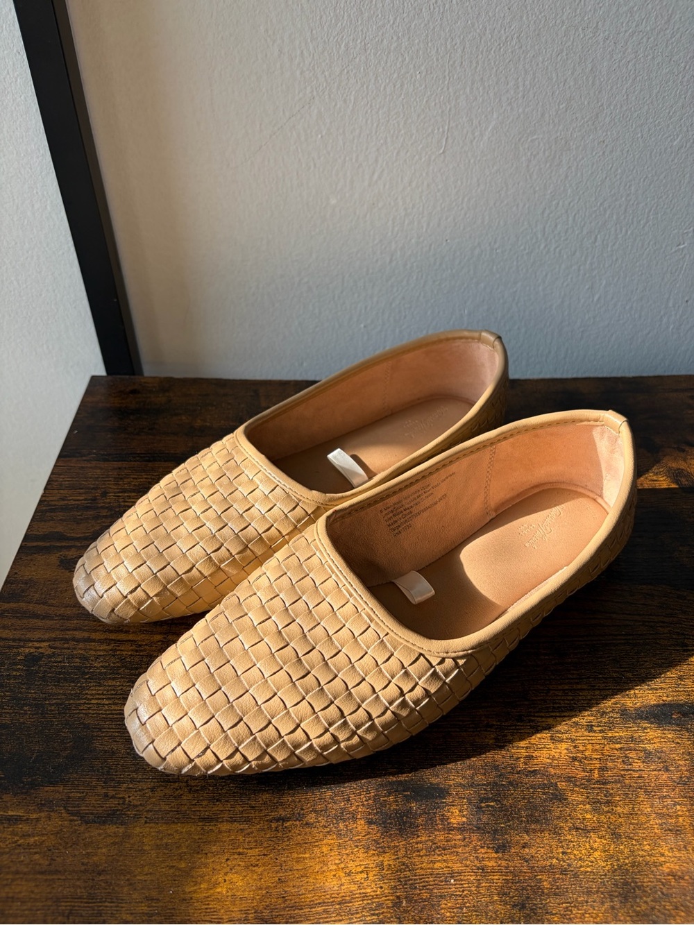 Universal Thread Woven Tan Women's Slip-On Flats - Picture 1 of 5